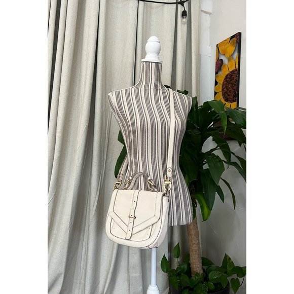 ♦️♦️  TORY BURCH AUTHENTIC VINTAGE WHITE CROSSBODY HANDBAG ♦️♦️ - Picture 14 of 15
